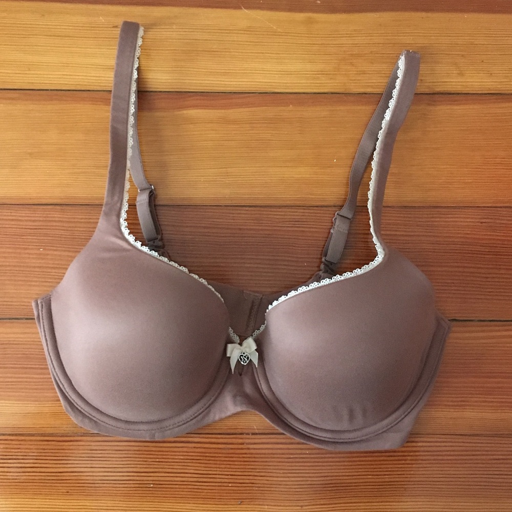 Victoria’s Secret Body by Victoria 32DD